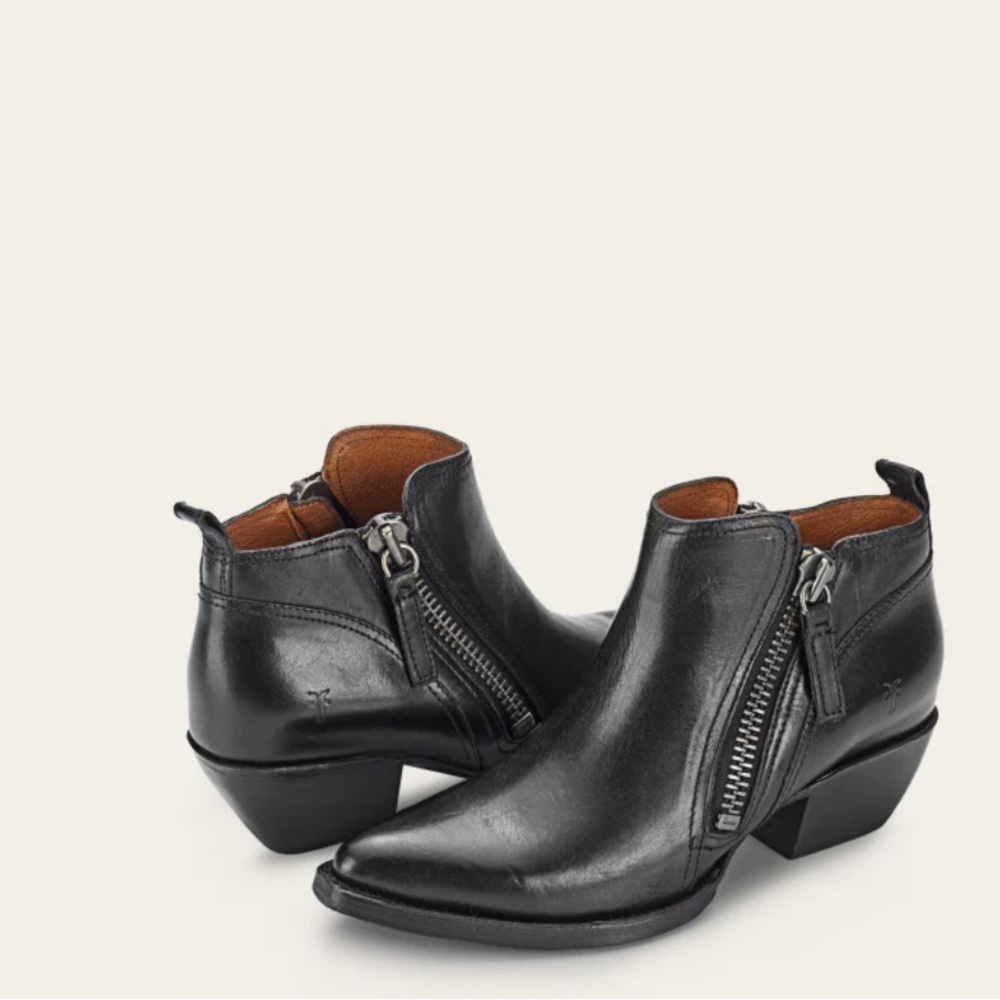 Frye Sacha Moto Black Booties